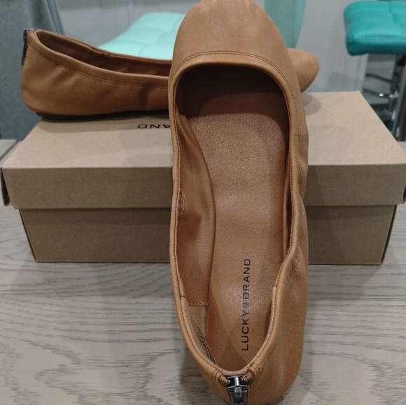 Lucky Brand Eikia Ballet Flat - Picture 2 of 9